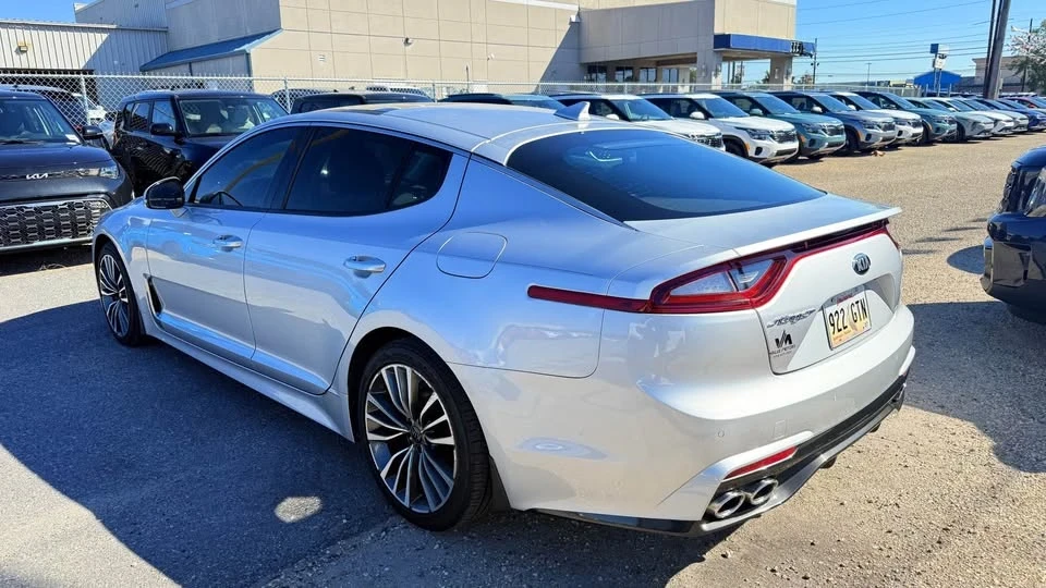 2018 Kia Stinger - Image 9 of 9