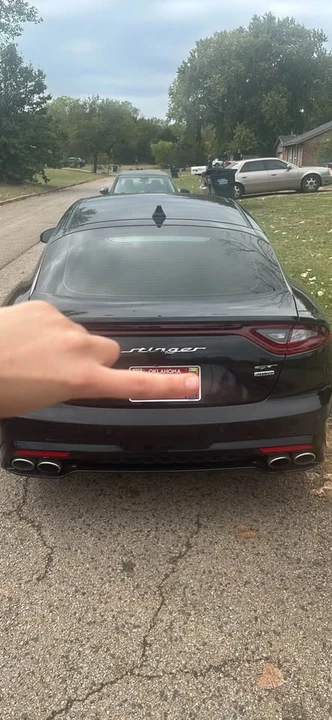 2018 Kia Stinger - Image 9 of 13