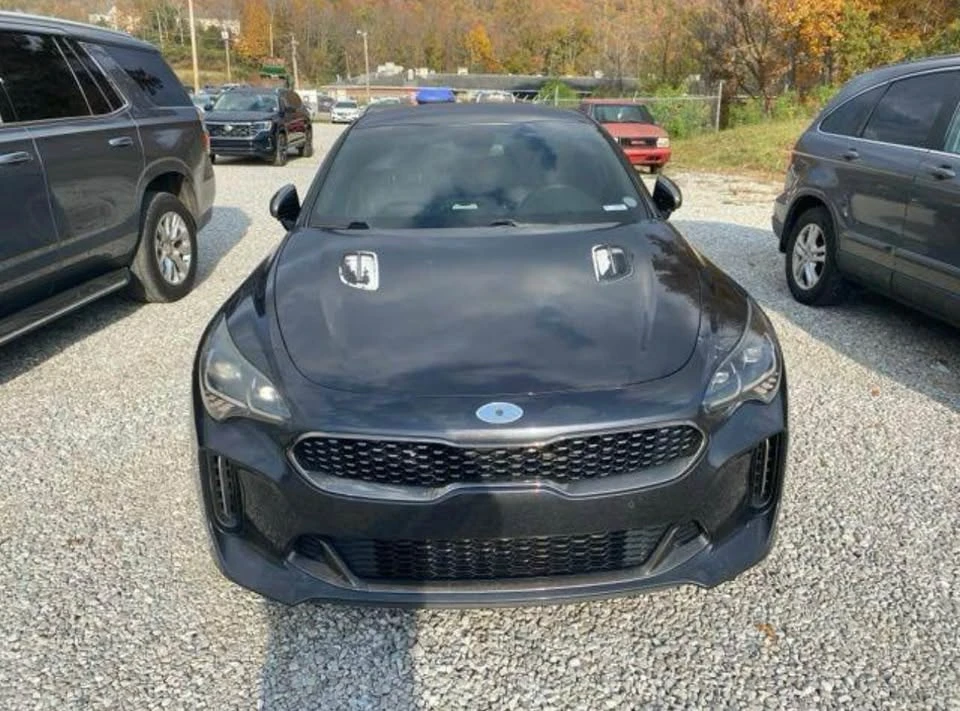 2018 Kia Stinger - Image 2 of 4