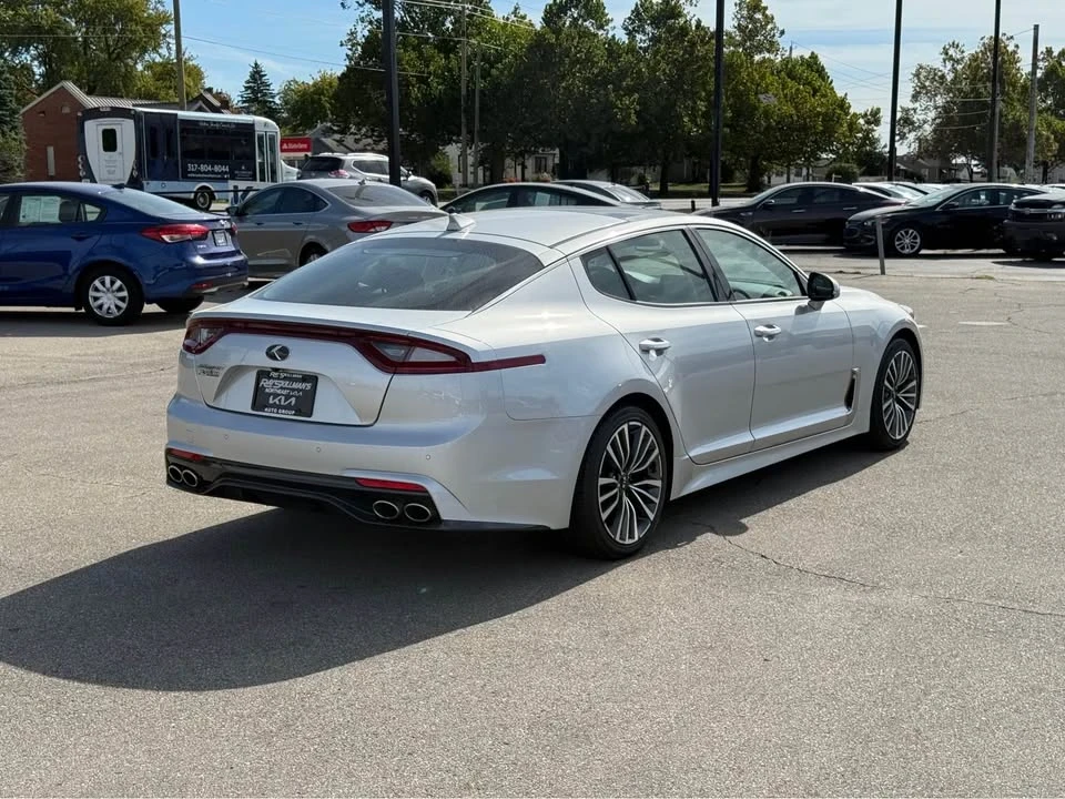 2018 Kia Stinger - Image 4 of 15