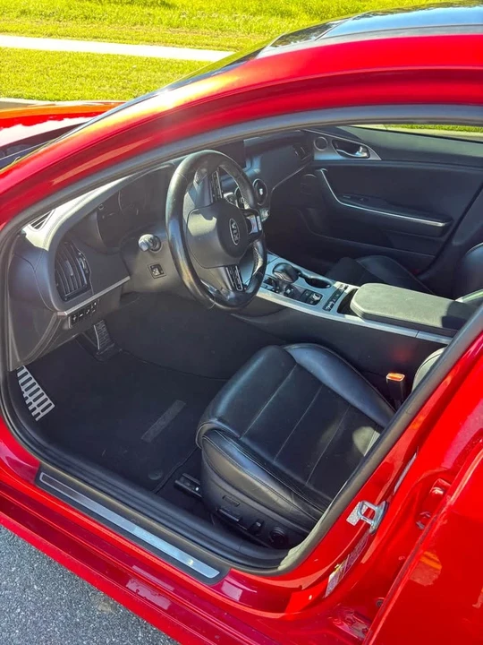 2018 Kia Stinger - Image 6 of 11
