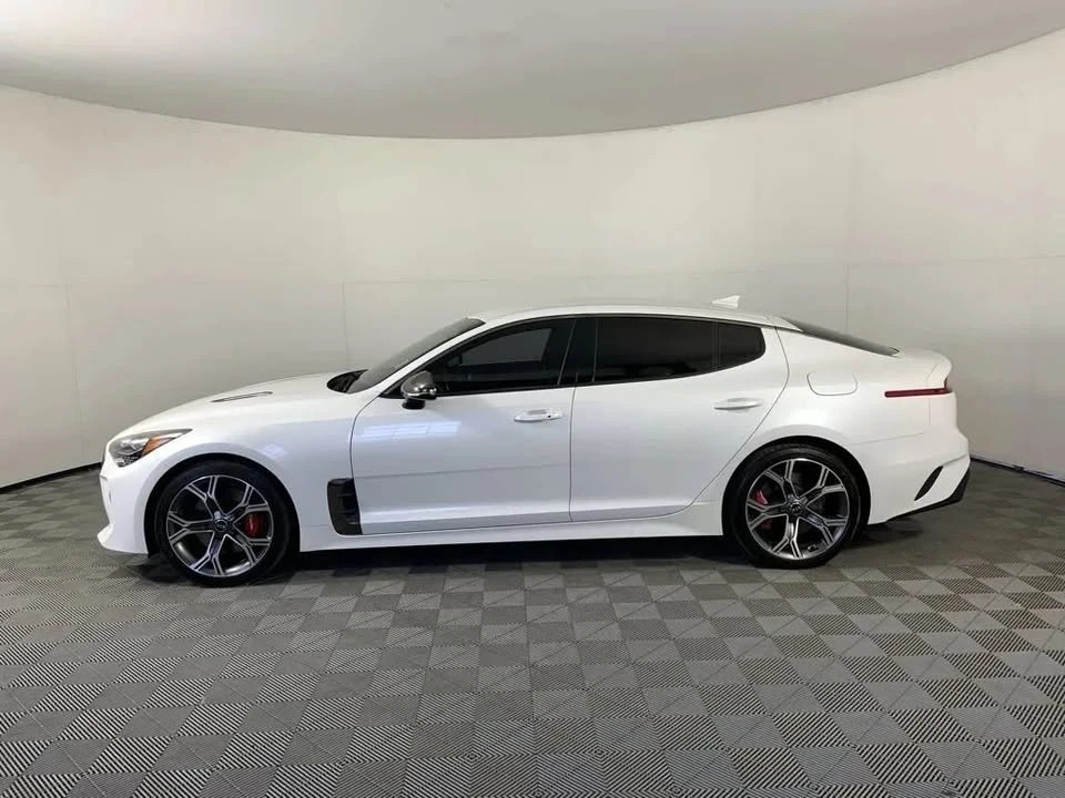 2018 Kia Stinger - Image 6 of 20
