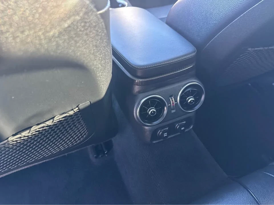 2018 Kia Stinger - Image 12 of 19