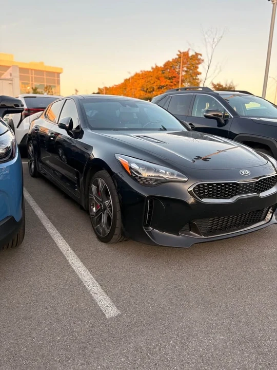2018 Kia Stinger - Image 3 of 8