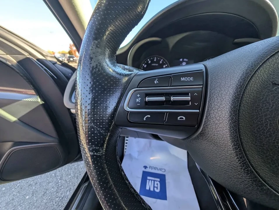 2018 Kia Stinger - Image 17 of 20