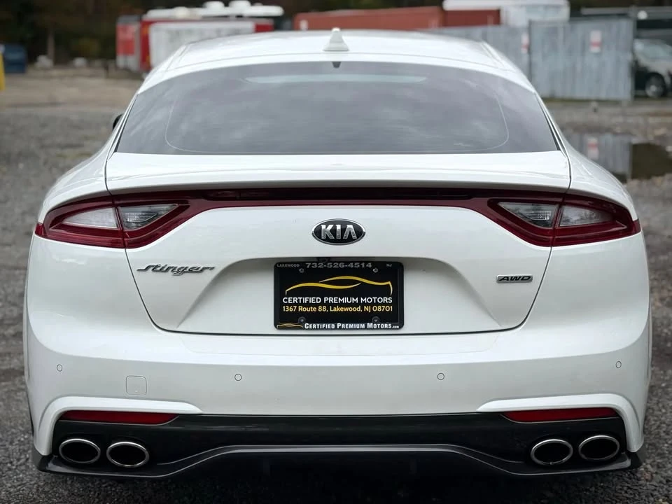 2018 Kia Stinger - Image 8 of 20