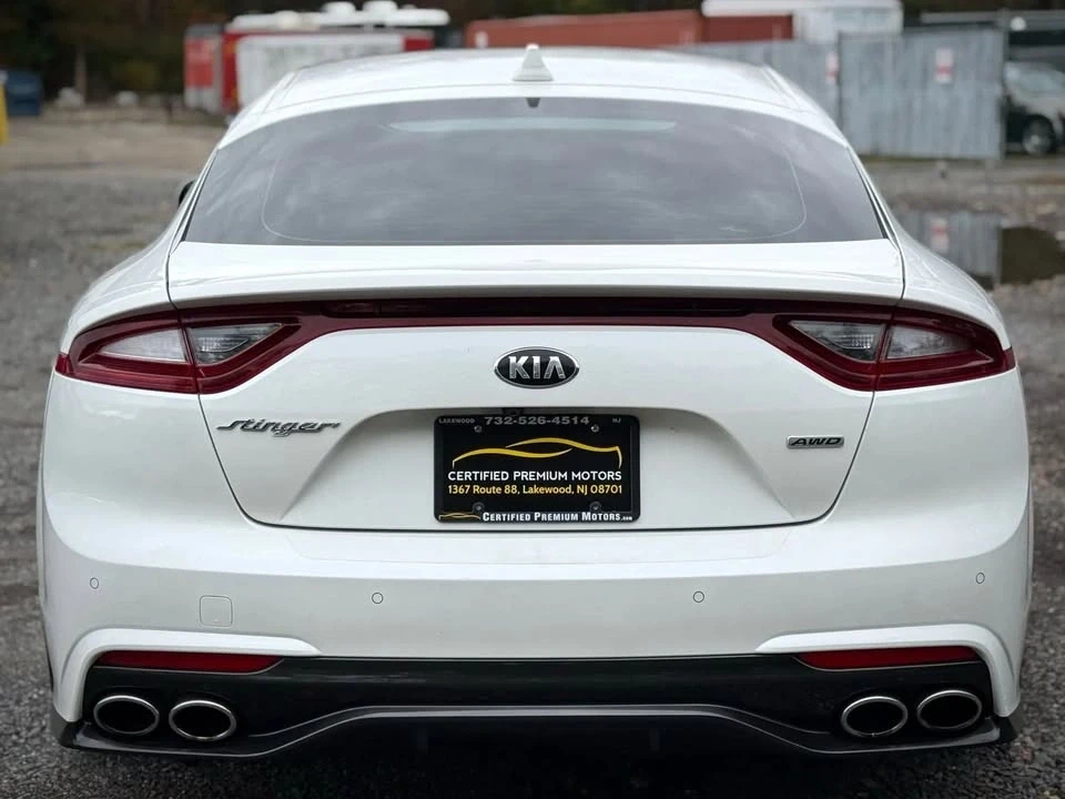 2018 Kia Stinger - Image 8 of 20