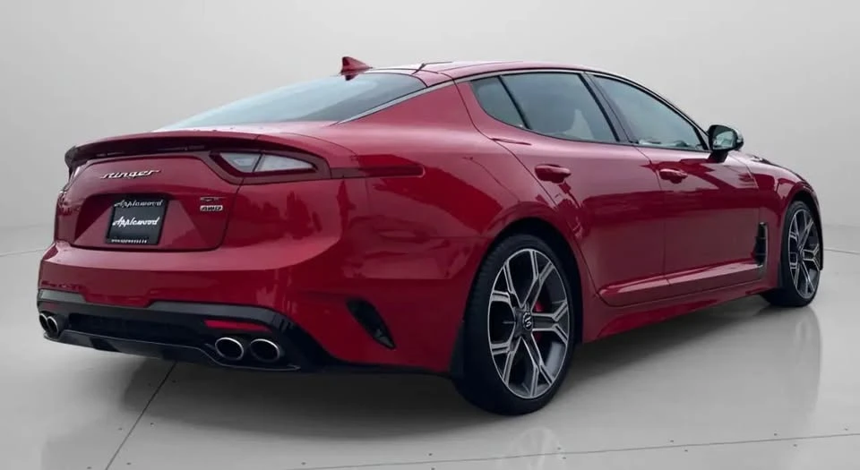 2018 Kia Stinger - Image 3 of 10