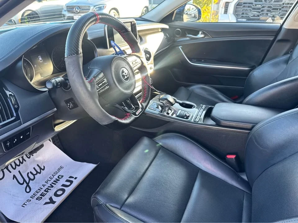 2018 Kia Stinger - Image 13 of 19