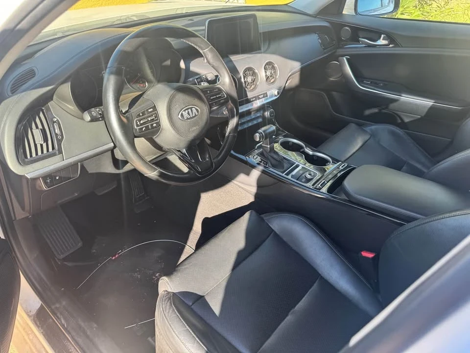 2018 Kia Stinger - Image 3 of 5