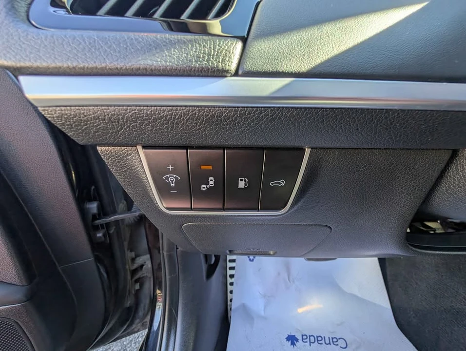 2018 Kia Stinger - Image 17 of 19