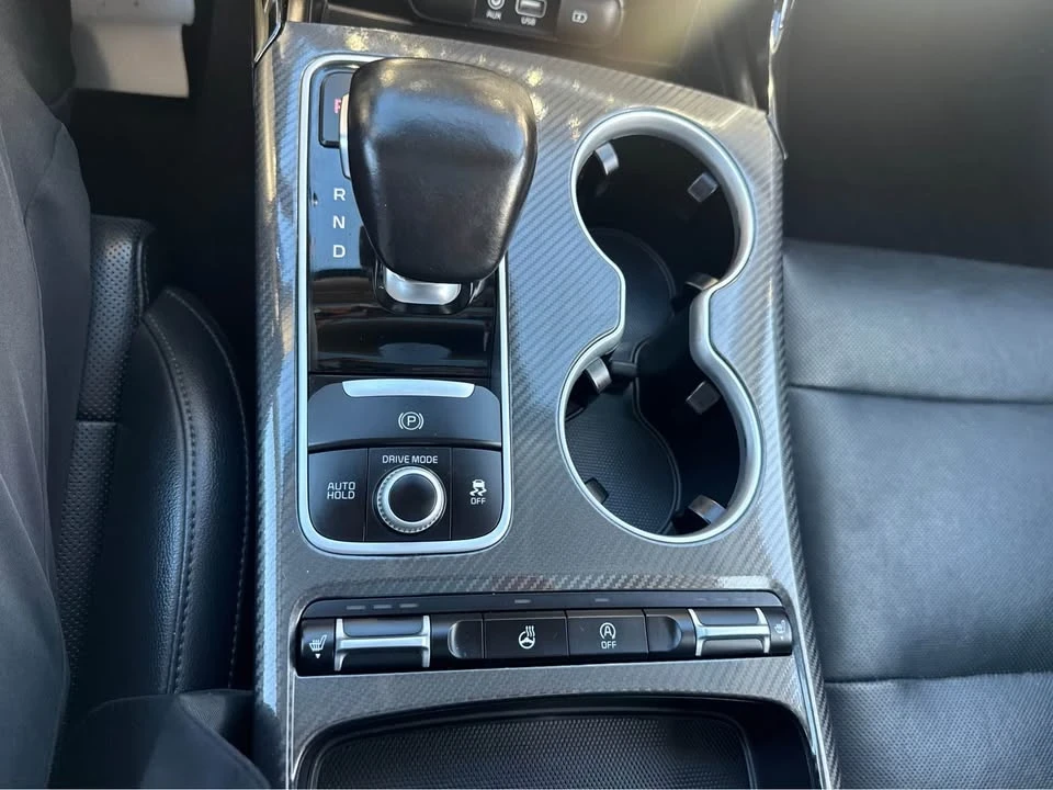 2018 Kia Stinger - Image 17 of 19
