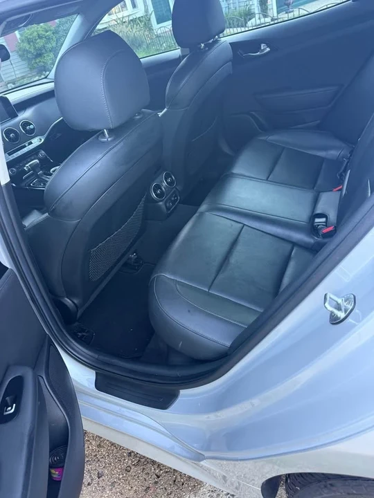 2018 Kia Stinger - Image 7 of 7