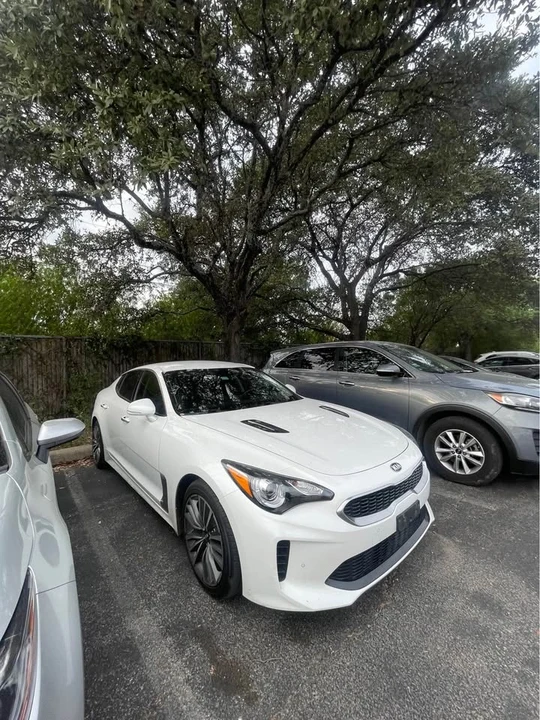 2018 Kia Stinger - Image 2 of 6