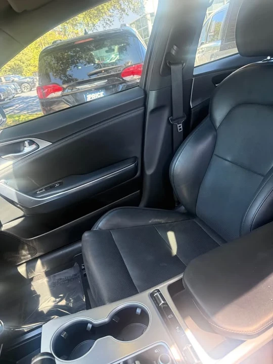2018 Kia Stinger - Image 6 of 10