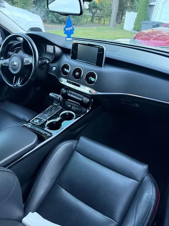 2018 Kia Stinger - Image 6 of 7