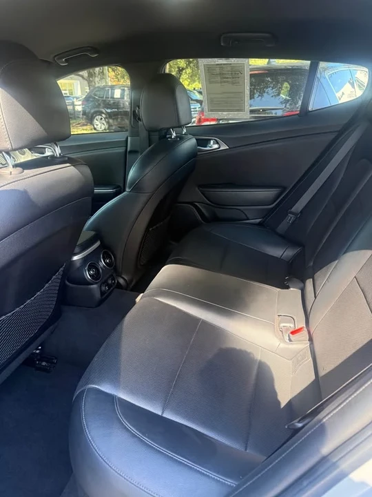 2018 Kia Stinger - Image 8 of 10