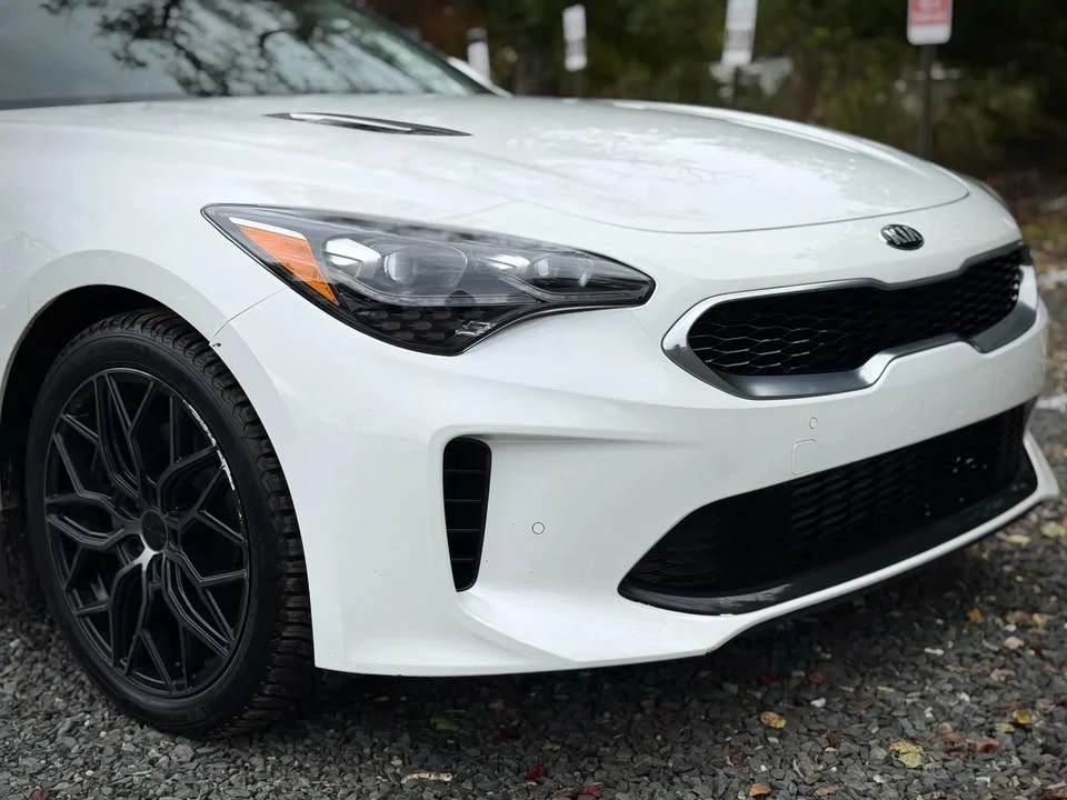 2018 Kia Stinger - Image 15 of 20