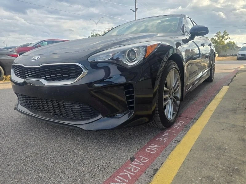 2018 Kia Stinger - Image 9 of 19