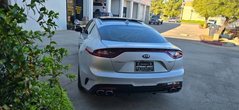 2018 Kia Stinger - Image 9 of 20