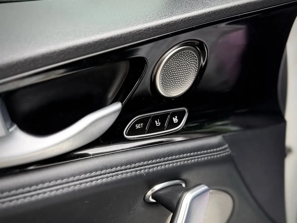 2018 Kia Stinger - Image 20 of 20