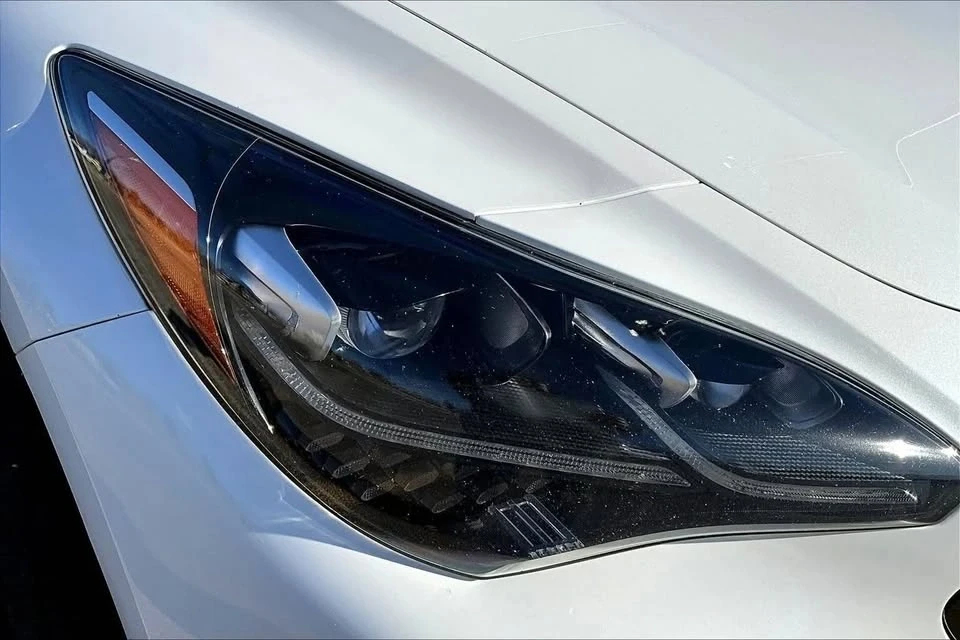 2018 Kia Stinger - Image 6 of 19