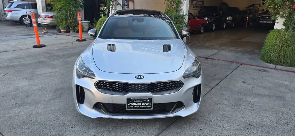 2018 Kia Stinger - Image 16 of 20