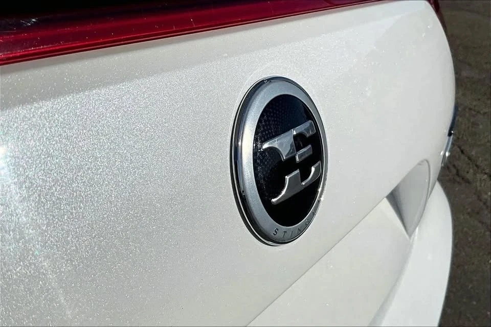 2018 Kia Stinger - Image 3 of 19