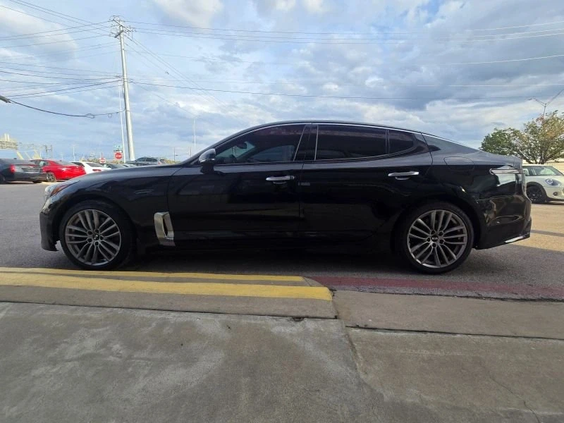 2018 Kia Stinger - Image 8 of 19