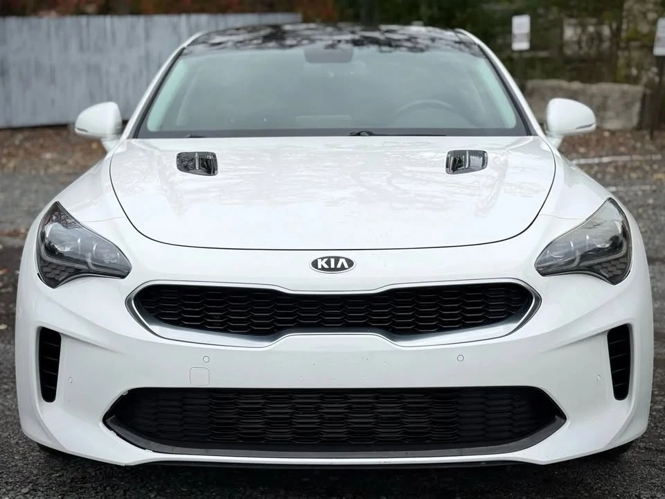 2018 Kia Stinger - Image 16 of 20