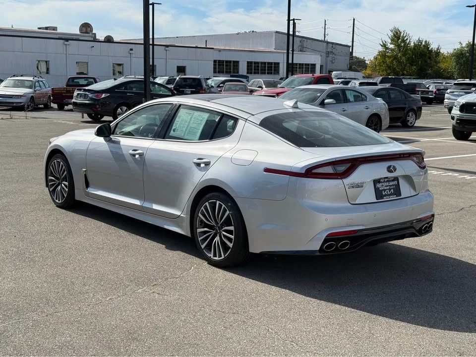 2018 Kia Stinger - Image 3 of 15