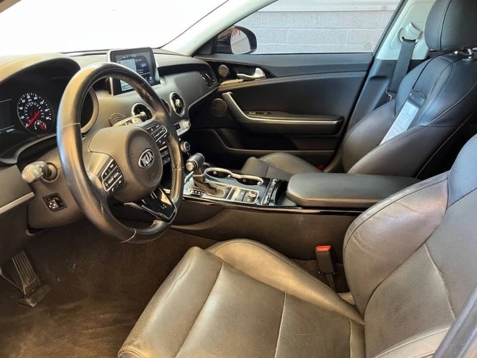 2018 Kia Stinger - Image 6 of 10