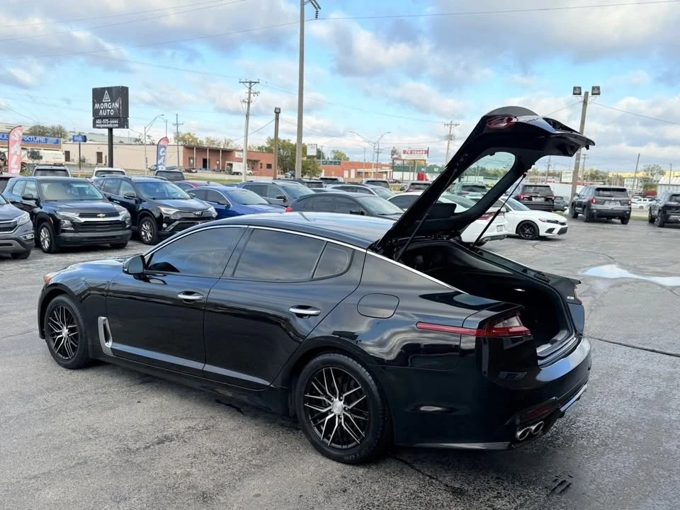 2018 Kia Stinger - Image 10 of 19