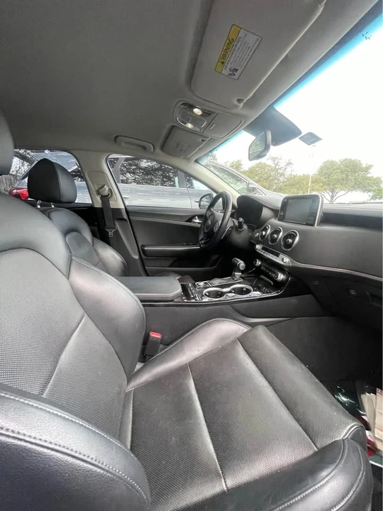 2018 Kia Stinger - Image 5 of 6