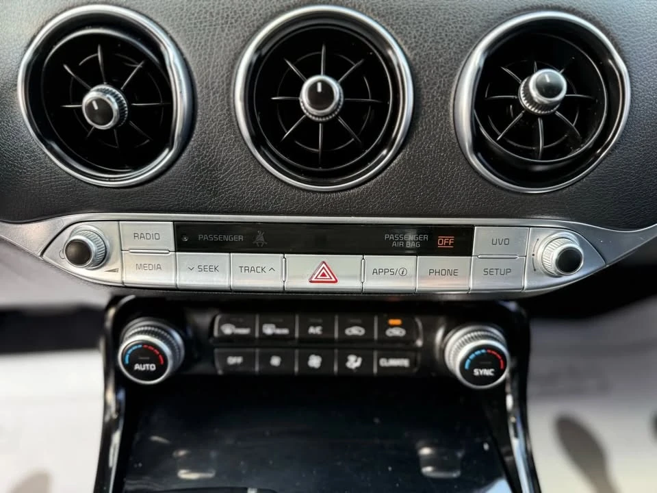 2018 Kia Stinger - Image 19 of 19