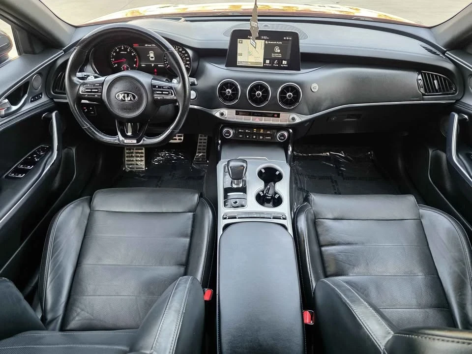 2018 Kia Stinger - Image 7 of 17