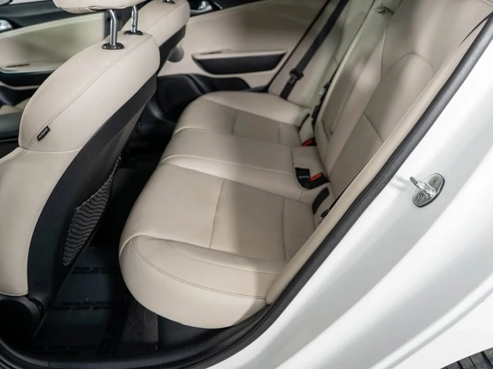 2018 Kia Stinger - Image 6 of 11