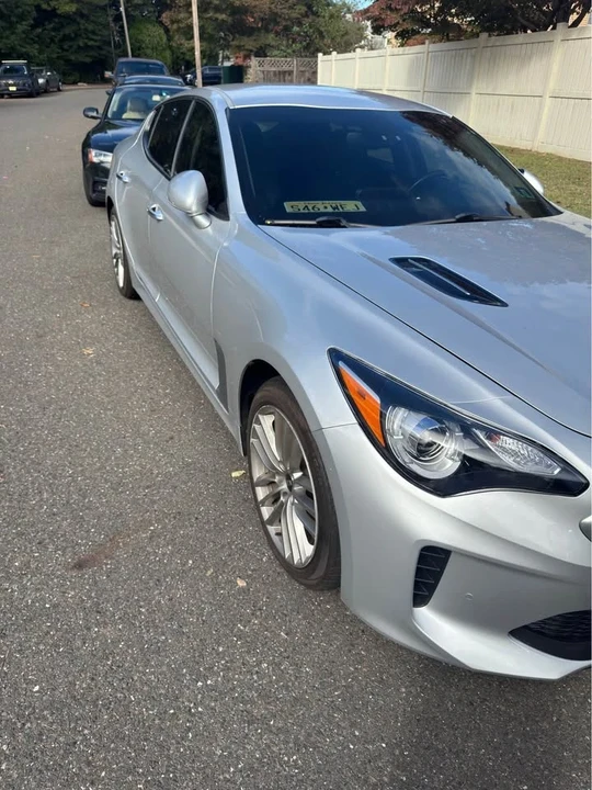 2018 Kia Stinger - Image 3 of 7