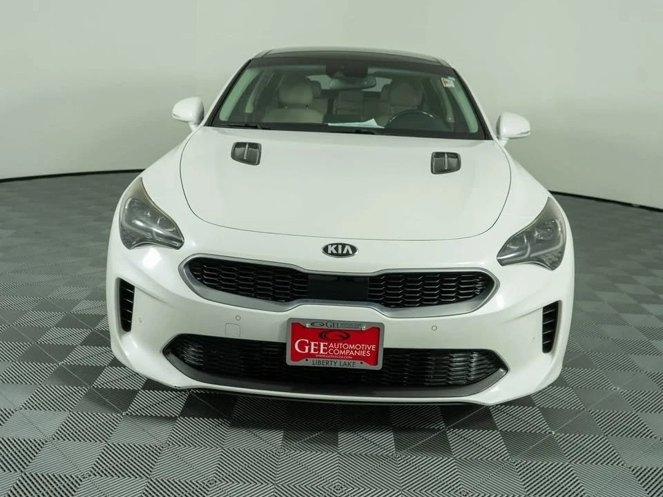2018 Kia Stinger - Image 3 of 11
