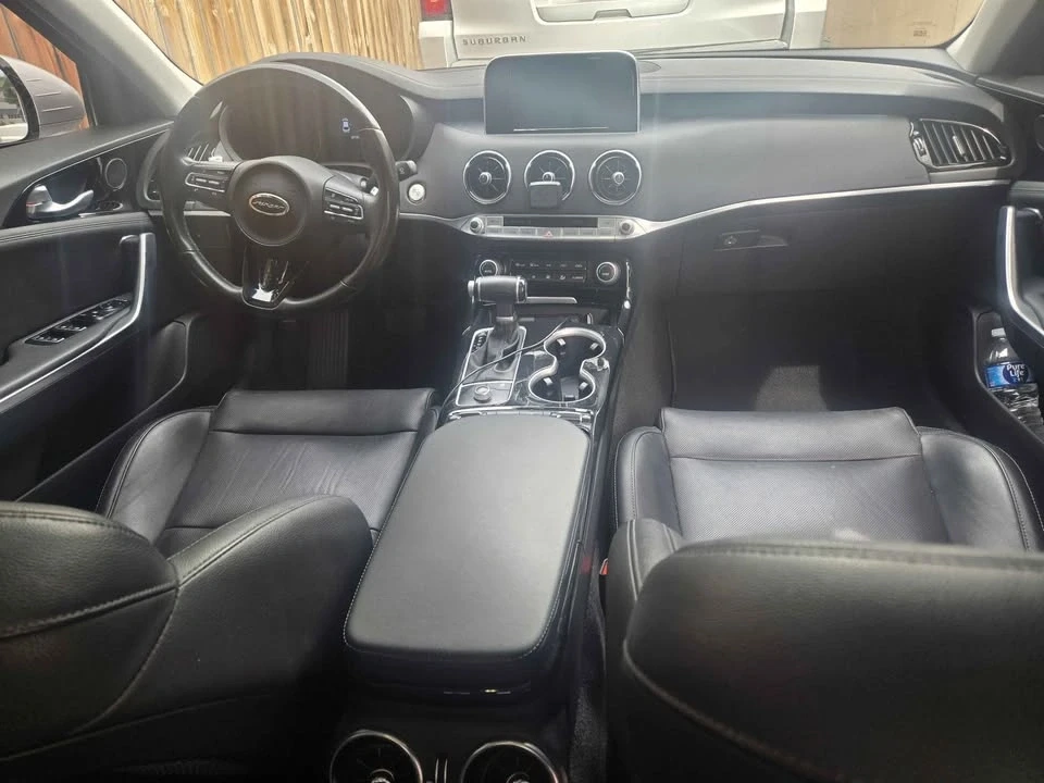 2018 Kia Stinger - Image 6 of 8
