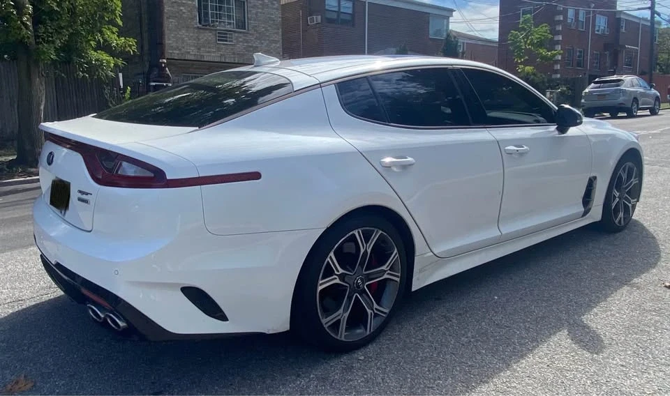 2018 Kia Stinger - Image 4 of 9