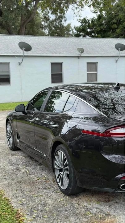2018 Kia Stinger - Image 6 of 13