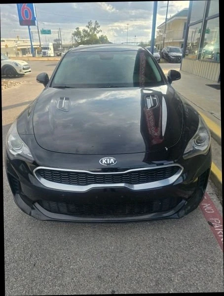 2018 Kia Stinger - Image 3 of 19