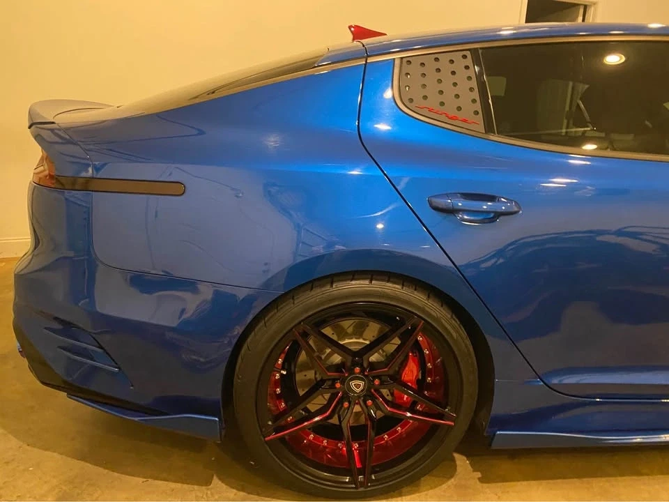 2018 Kia Stinger - Image 8 of 20