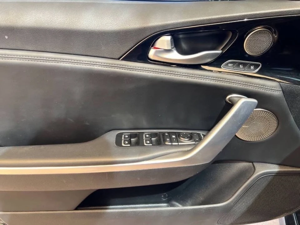 2018 Kia Stinger - Image 10 of 10