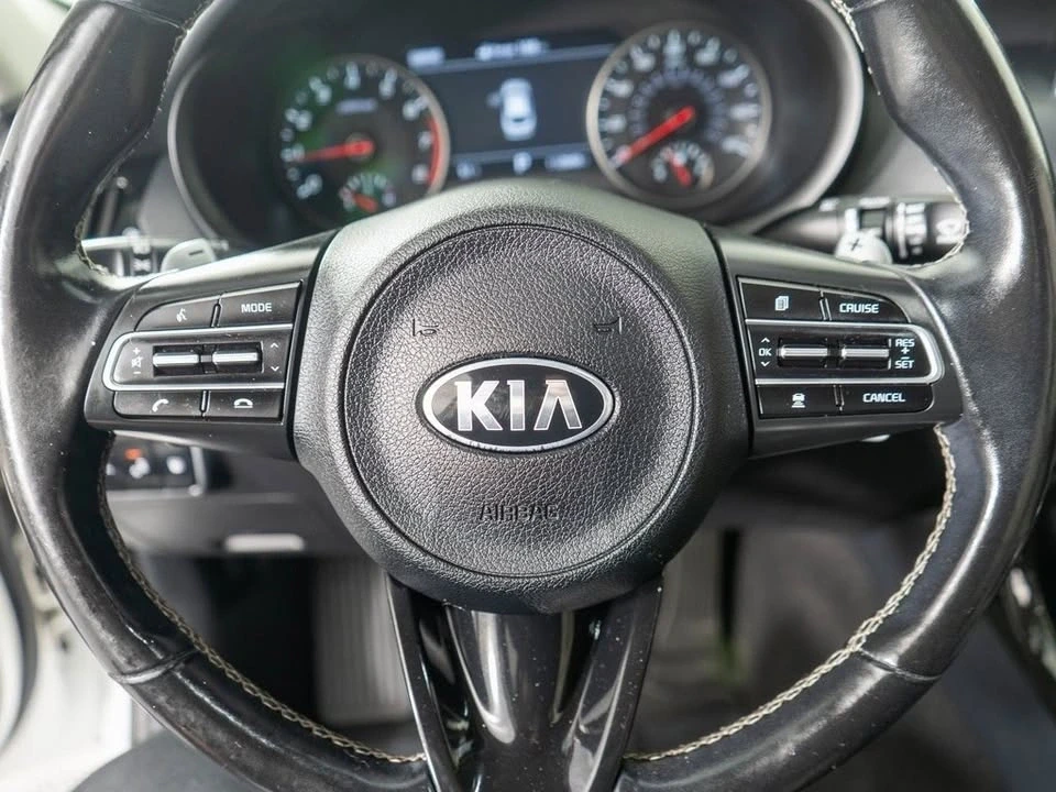 2018 Kia Stinger - Image 10 of 11