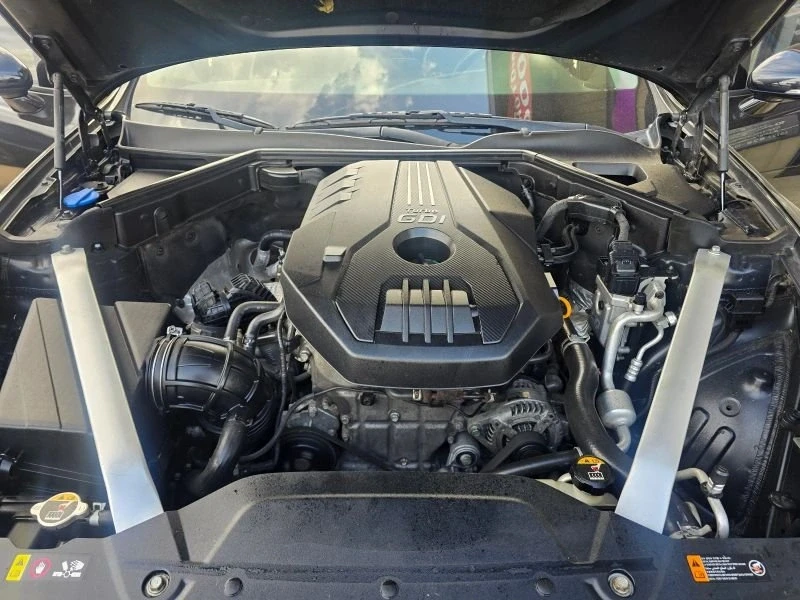 2018 Kia Stinger - Image 12 of 19