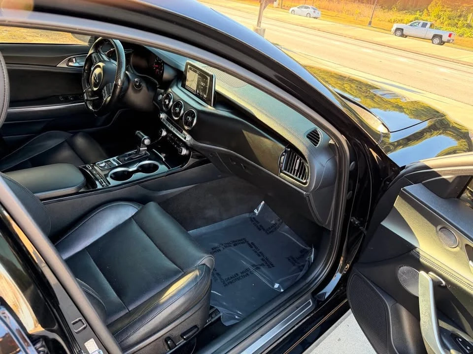 2018 Kia Stinger - Image 4 of 18