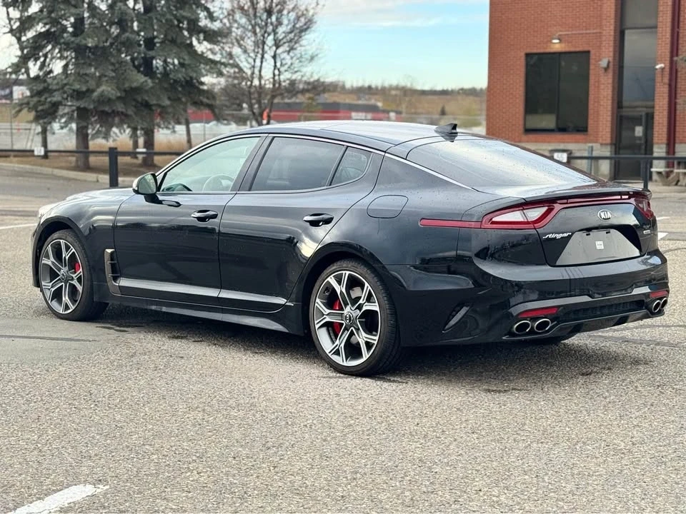2018 Kia Stinger - Image 7 of 16