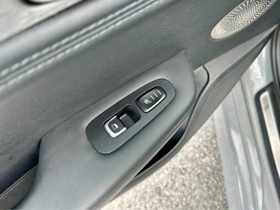 2018 Kia Stinger - Image 11 of 20